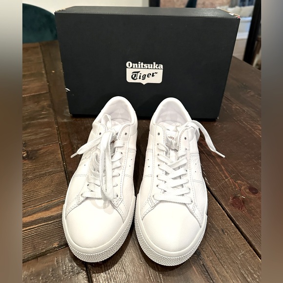 BRAND NEW - Onitsuka Tiger white sneakers Lawnship 3.0 - Picture 1 of 6